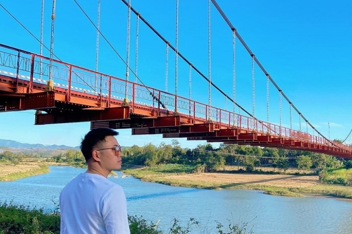 Cầu Treo Kon Klor: Biểu Tượng Kiên Cường Giữa Lòng Cao Nguyên Kon Tum