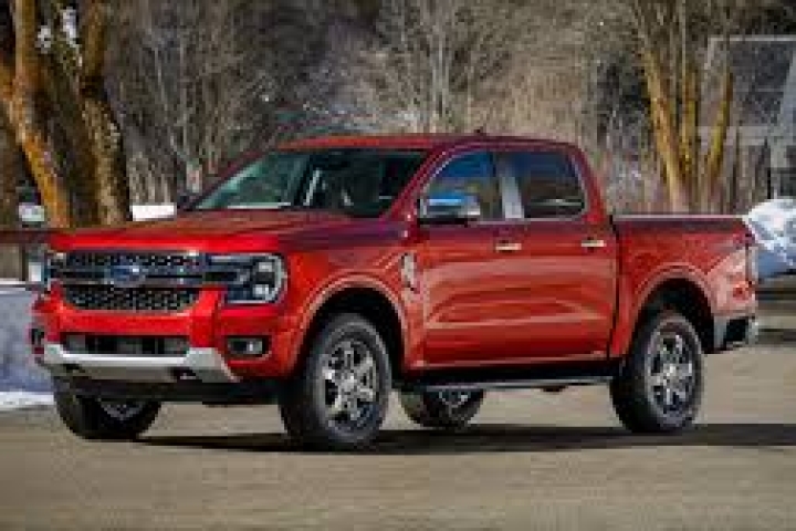 Thuê xe Ford Ranger Pleiku chất lượng, an toàn cho mọi hành trình