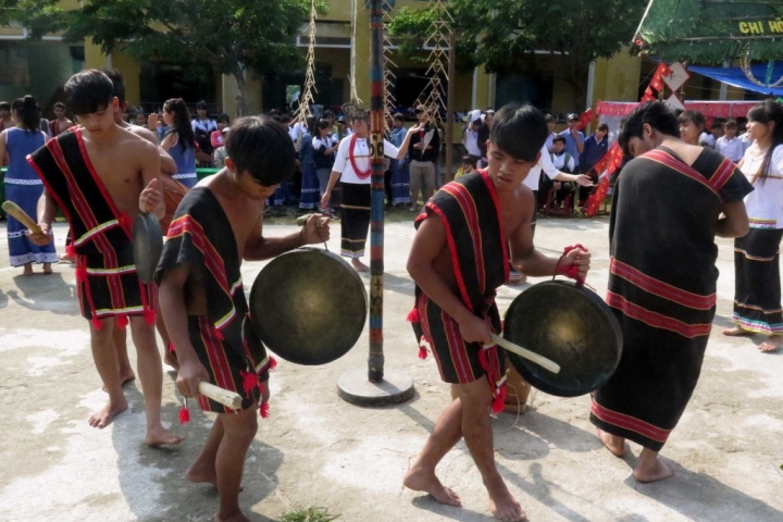 Festival Cồng Chiêng Gia Lai: Di sản văn hóa Tây Nguyên huyền thoại.