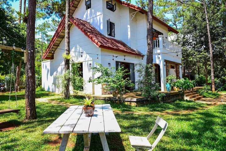 Top Homestay Kon Tum giá rẻ, tiện nghi, view đẹp, trung tâm