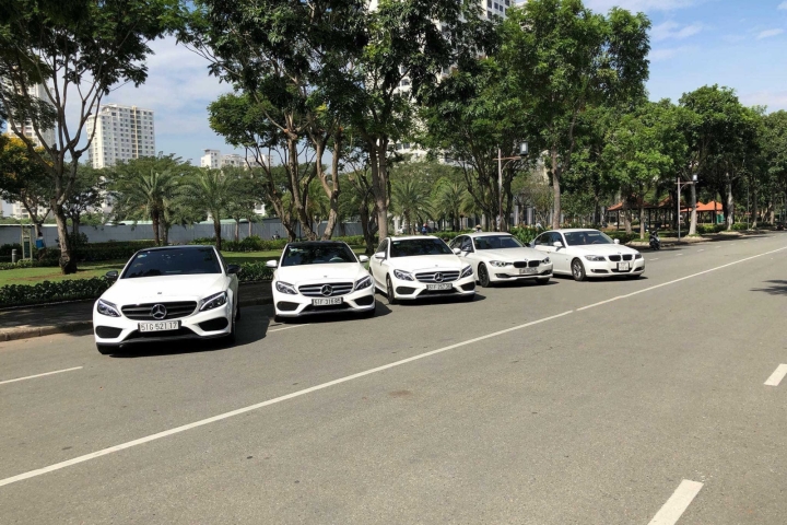 Dịch vụ thuê xe công tác Pleiku tiện lợi, chuyên nghiệp