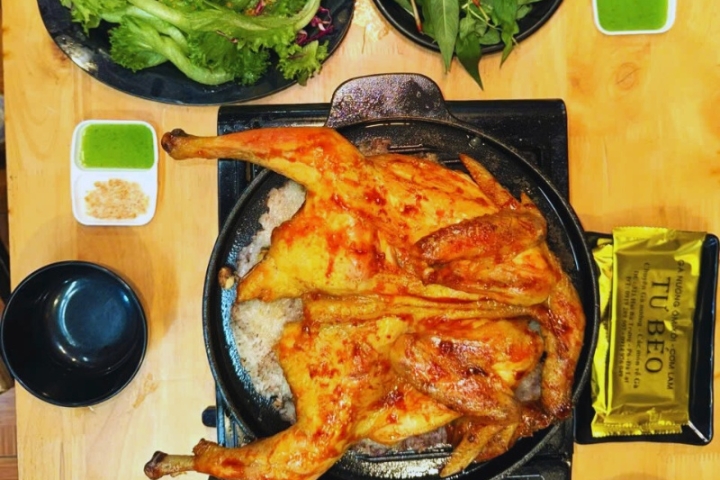 Khám phá hương vị đặc trưng Pleiku: Top món ngon không thể bỏ qua.