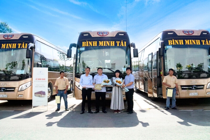 Khám phá Biển Hồ Pleiku: Thuê xe tự lái an toàn, linh hoạt