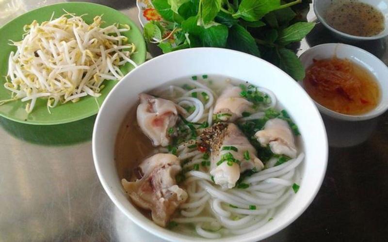 Bánh canh cá lóc
