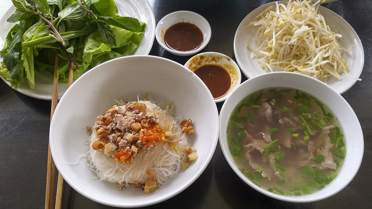 Phở khô Gia Lai