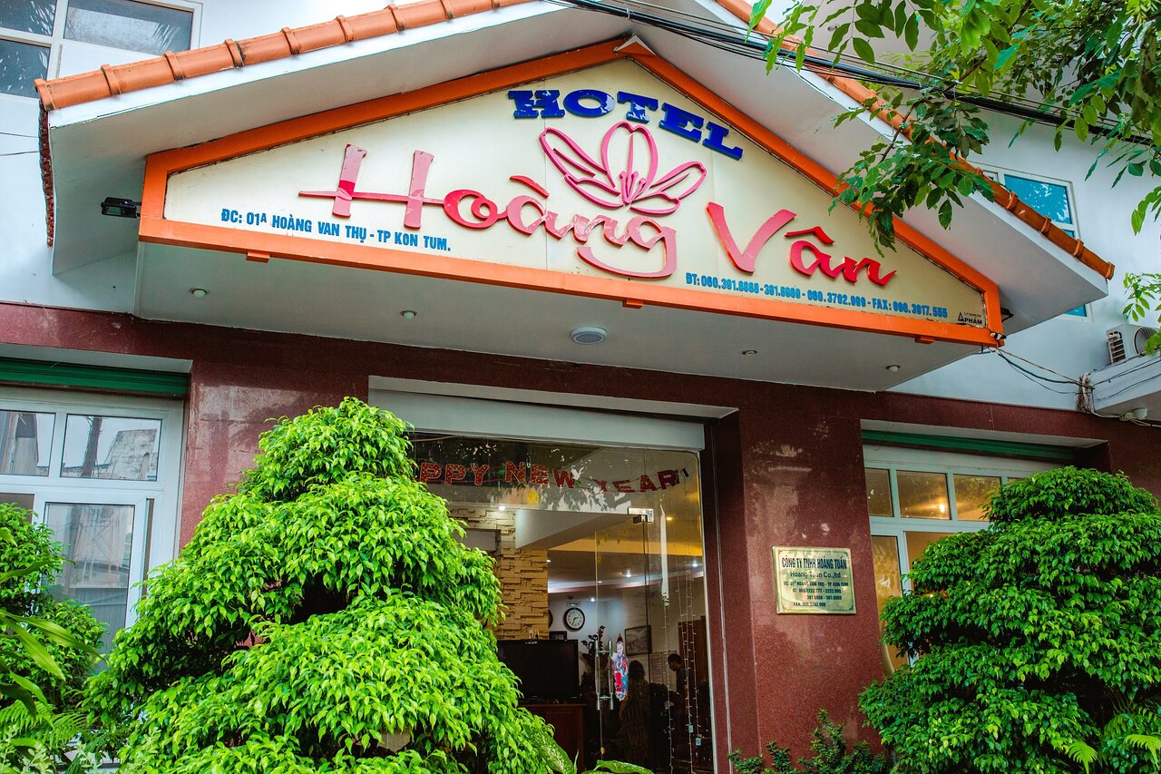 Khách sạn Hoàng Vân Kon Tum