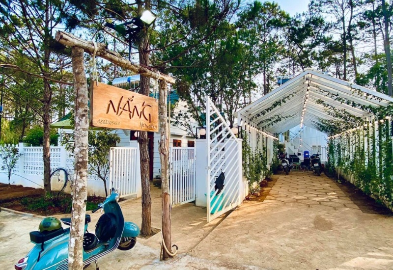 Nắng Homestay Măng Đen