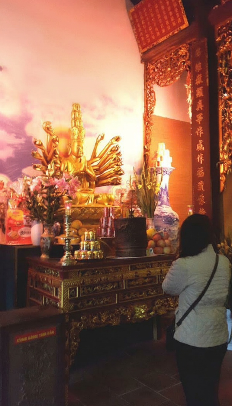 Không gian thanh tịnh chùa Việt Nam