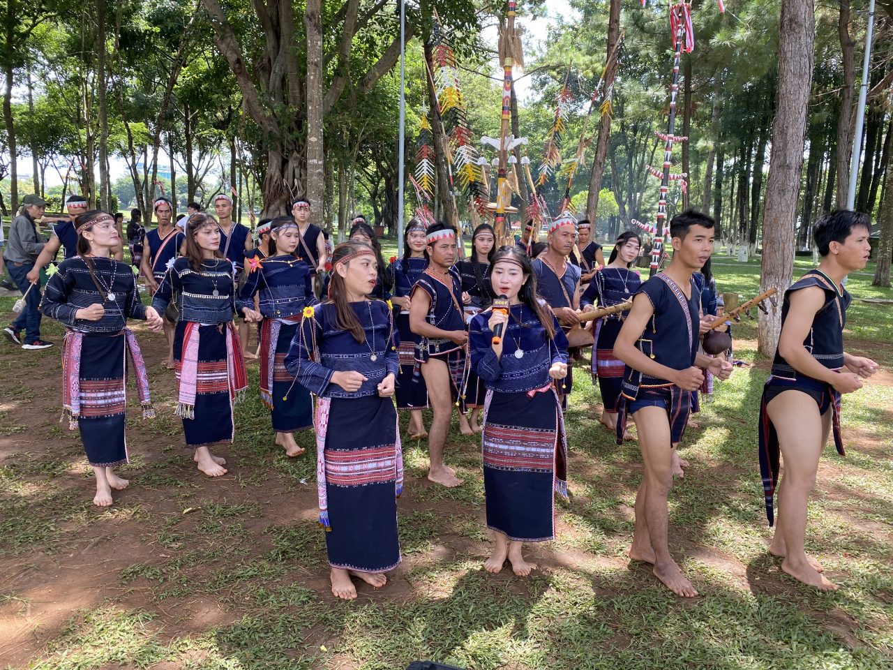 Cồng chiêng cuối tuần Pleiku: Hòa âm di sản giữa lòng phố núi