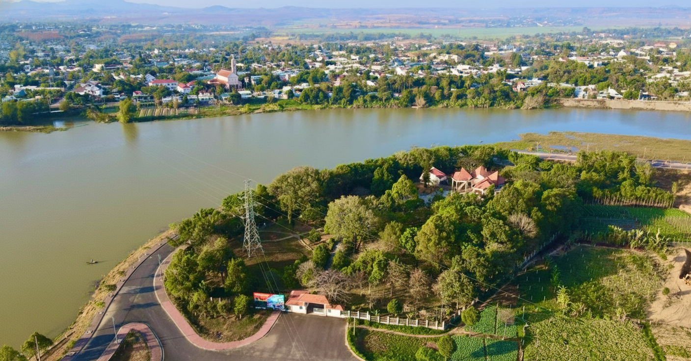 Kiến trúc Ngục Kon Tum